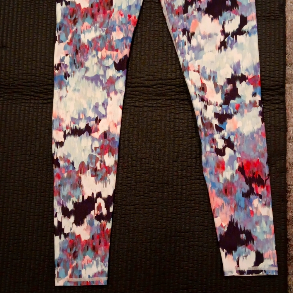 Fabletics work out pants - Picture 2 of 7